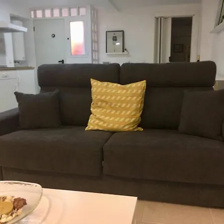 With One Bedroom In Estepona, With Pool Access And Furnished Apartment Estepona